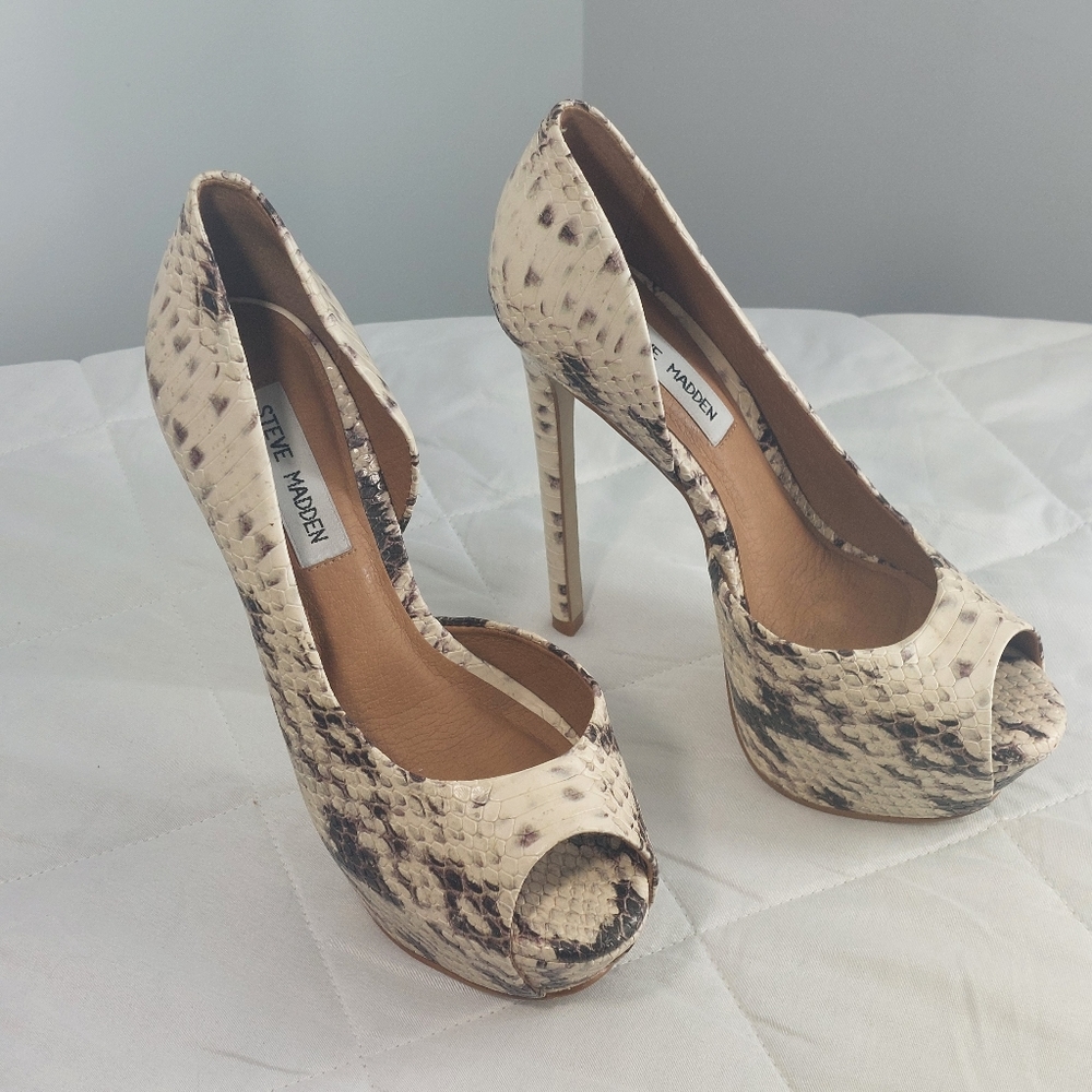 Steve Madden Stiletto platform heels snake python Pattern 7 faux leather HOT 🫦 - Picture 6 of 10